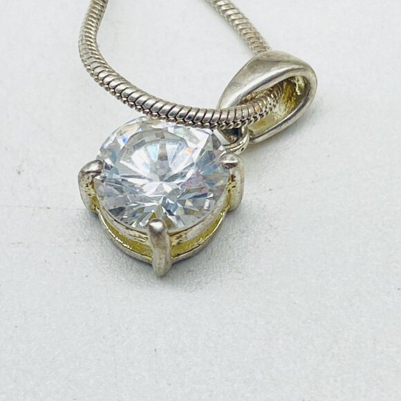 AVON Pendant Necklace Clear Faceted Crystal Silver Tone Signed - Picture 4 of 6